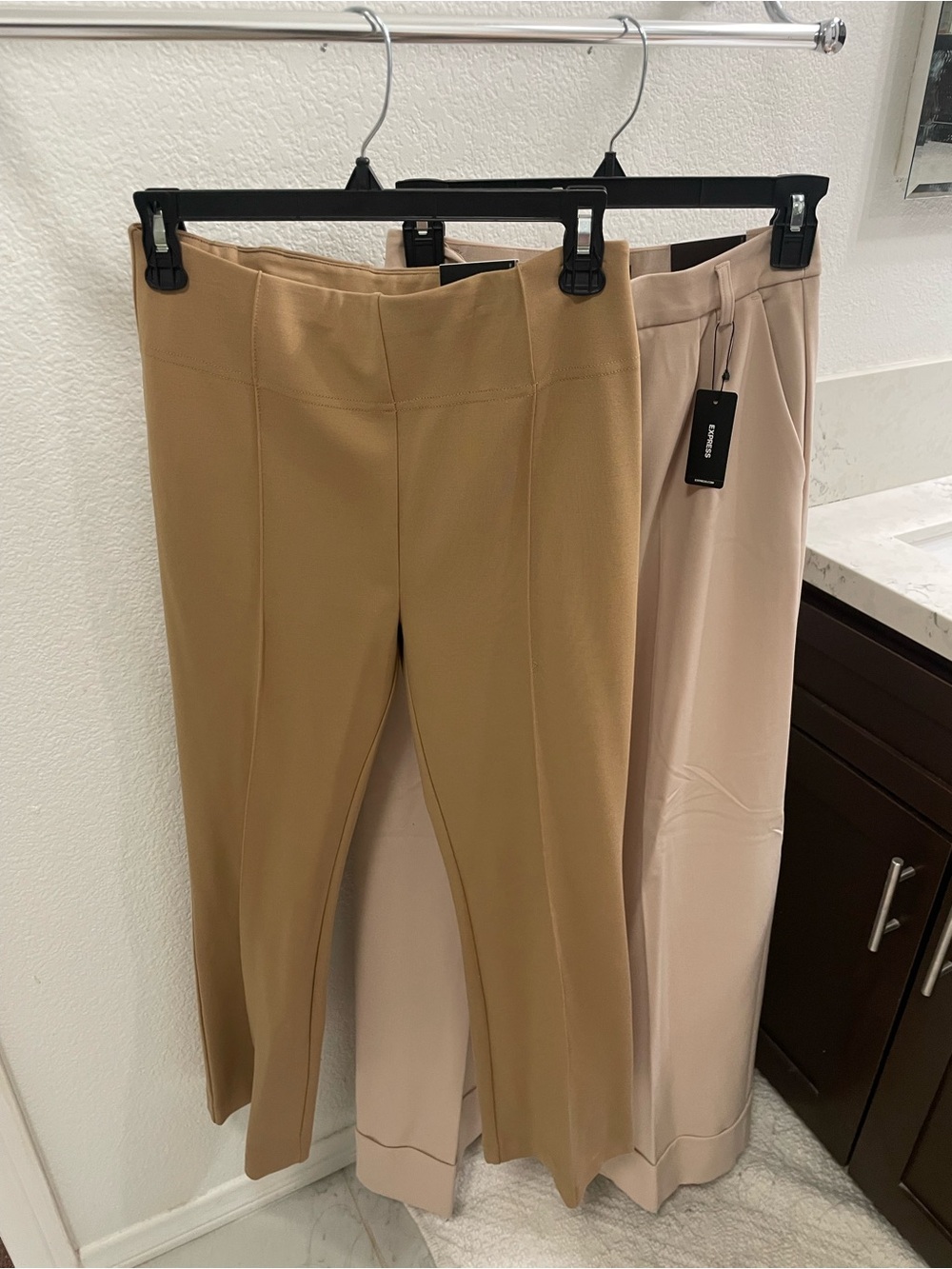 Express Womens Work Pants Bundle (camel and nude/pink) sizes small & 0R